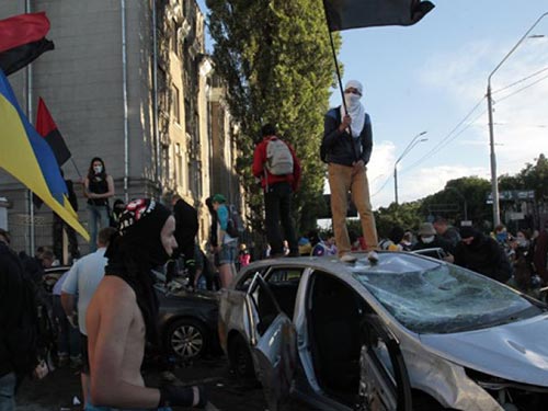 เส้นทางสนทนาระหว่างยูเครนกับรัสเซียค่อยๆแคบลง